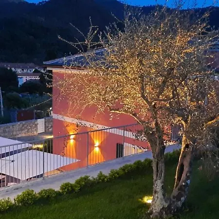 Pensión Aria Design 4*