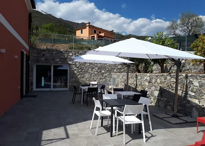 Aria Design Pensión 4*