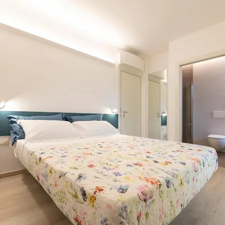 Aria Design 3* Levanto