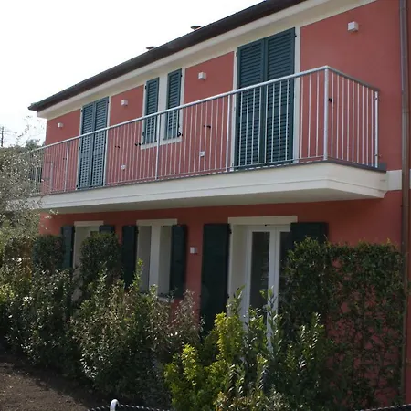 Aria Design Affittacamere Levanto